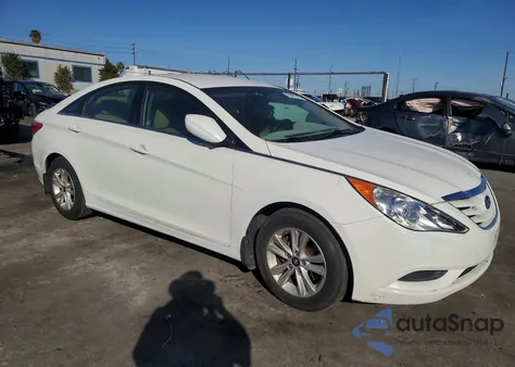 2013 Hyundai Sonata Gls z USA, uszkodzony, nr VIN 5NPEB4AC1DH803277